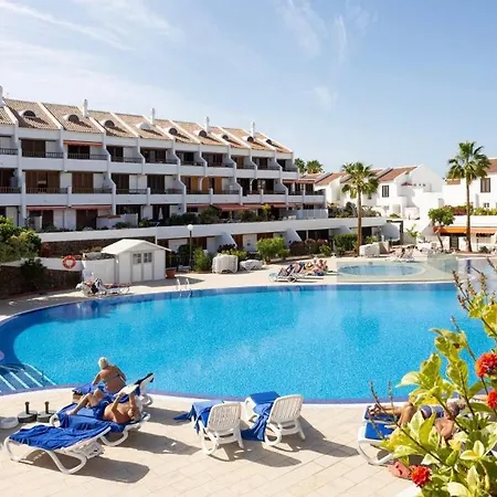 Parque Santiago 1, Brand New With Heated Pool! * 플라야데라스아메리카스
